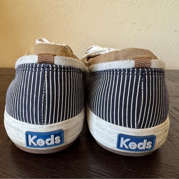 Keds Women's Navy and White Striped Boat Shoes Size 9 - Picture 3 of 6